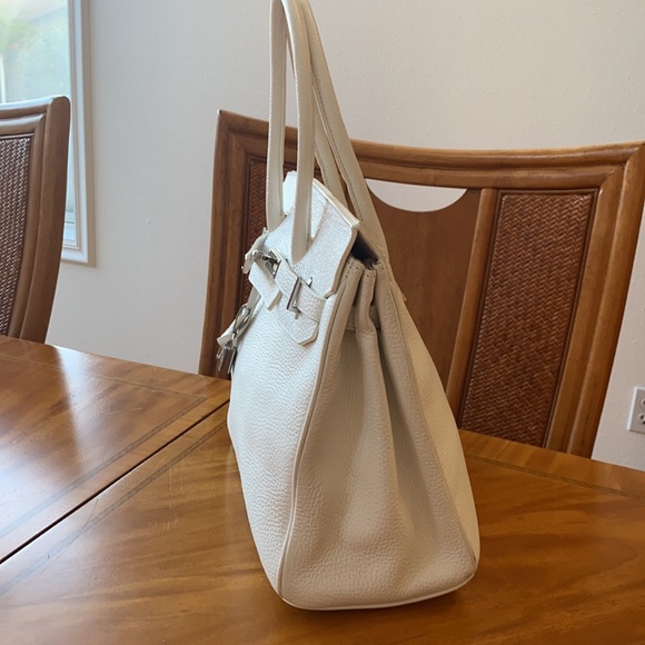 Women’s purse white 12,5”x11” without handles - Picture 3 of 4